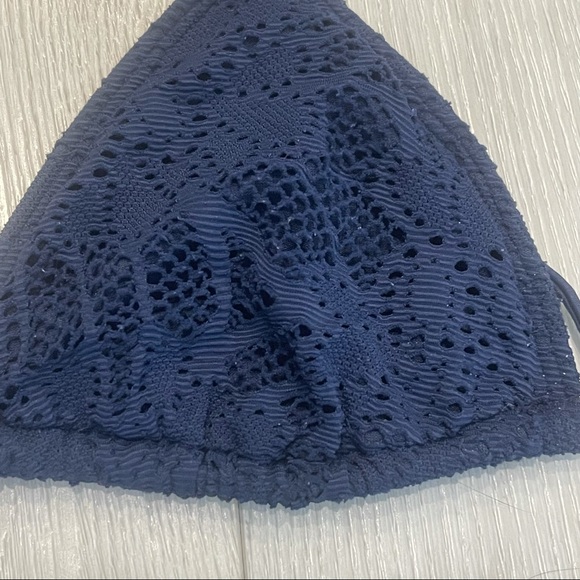 HOLLISTER Dark Blue Triangle Bikini Set - Picture 2 of 8